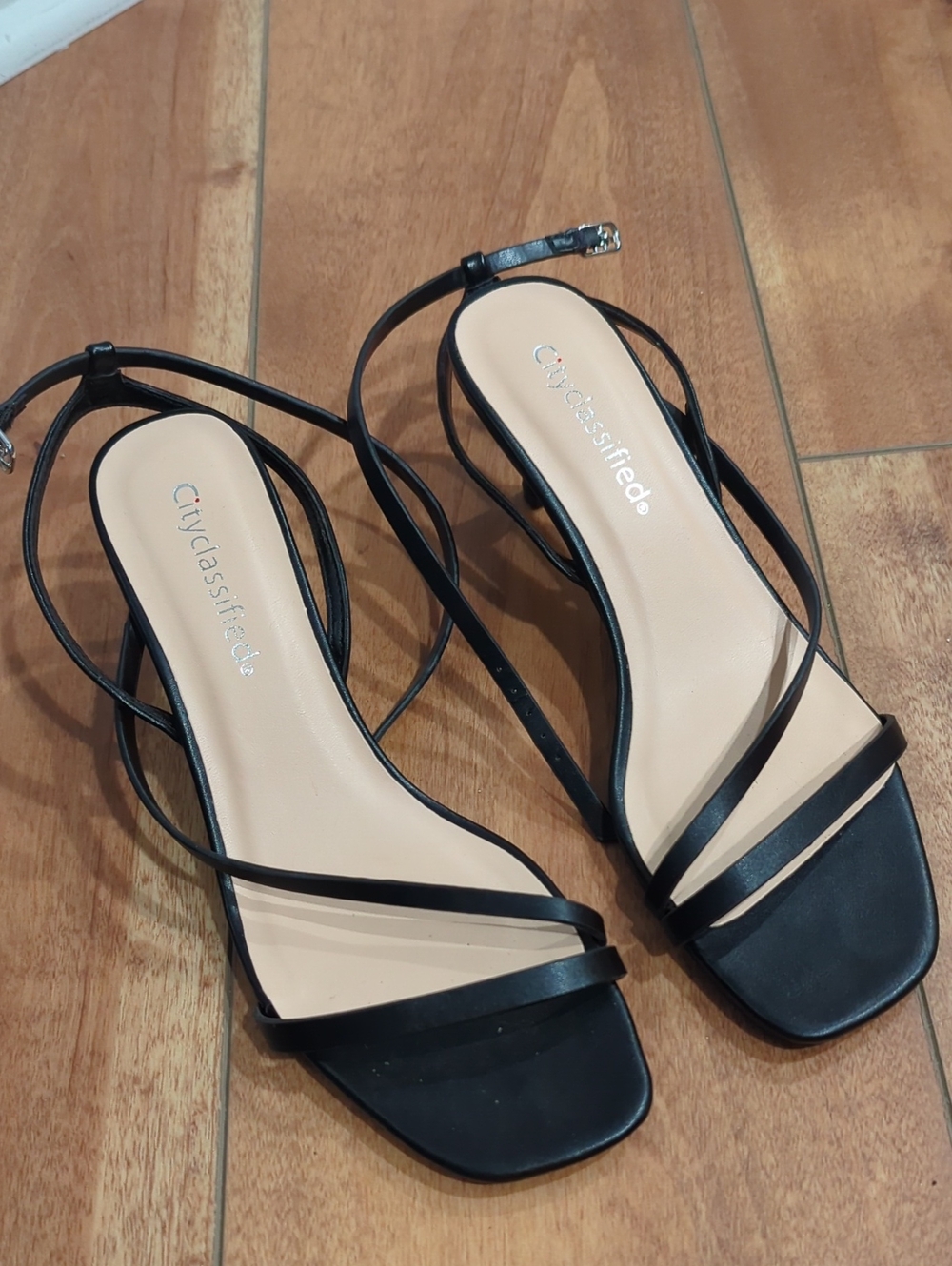 Cityclassified Black Strappy Kitten Heels